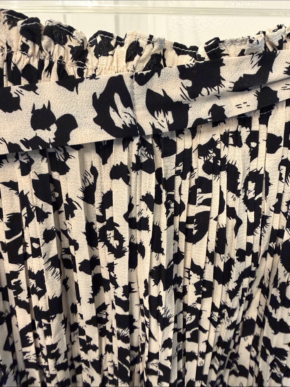 Alice Blue Black and Cream Leopard Pleated Midi Skirt - Picture 5 of 5